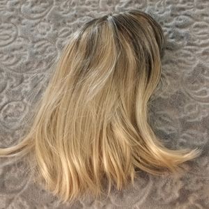 Hair topper